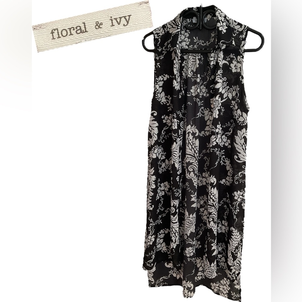Floral & Ivy⭐️Black and White Dress